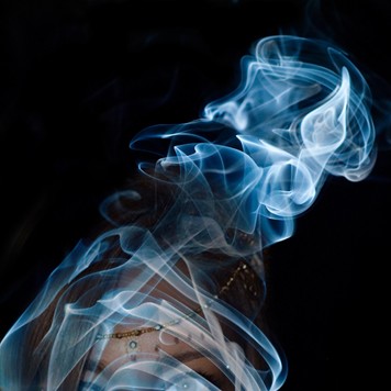 Ojos y humo