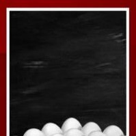 Serie Huevos. Foto. Diferente